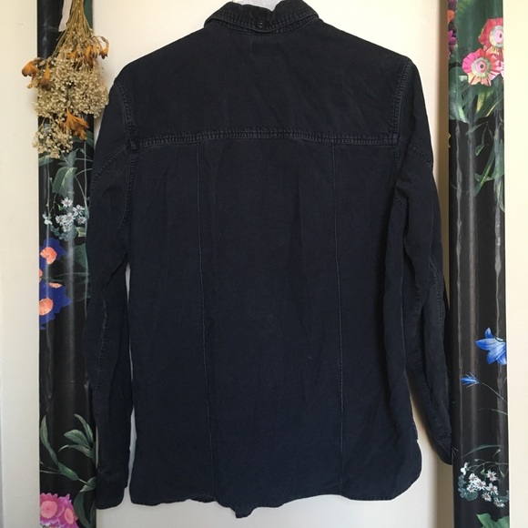 Levi’s Corduroy Button-down - Picture 3 of 4